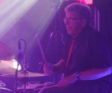 Bob Black , ex Flying Lizard on drums